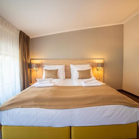 Hotel Soni Lux Tuzla Eksteriør bilde
