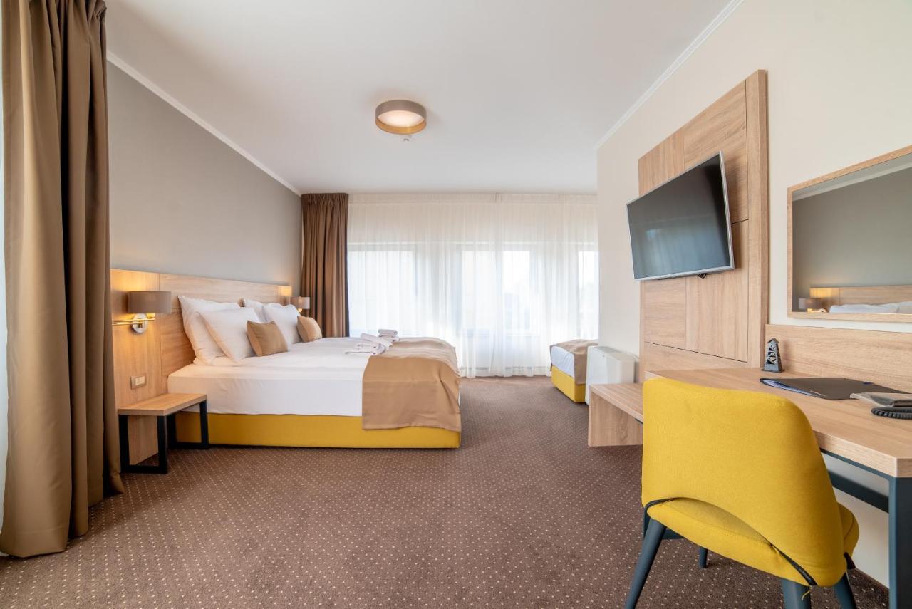 Hotel Soni Lux Tuzla Eksteriør bilde