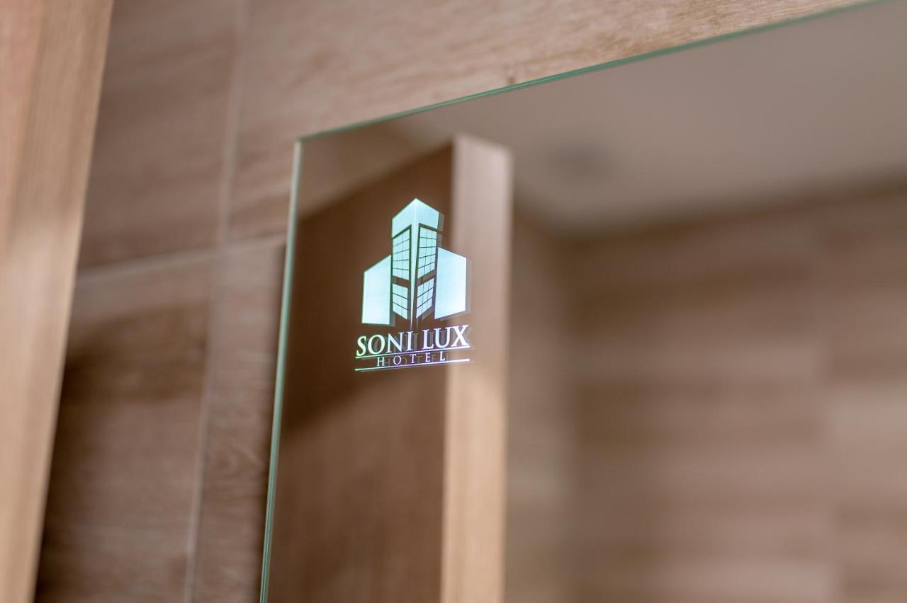 Hotel Soni Lux Tuzla Eksteriør bilde