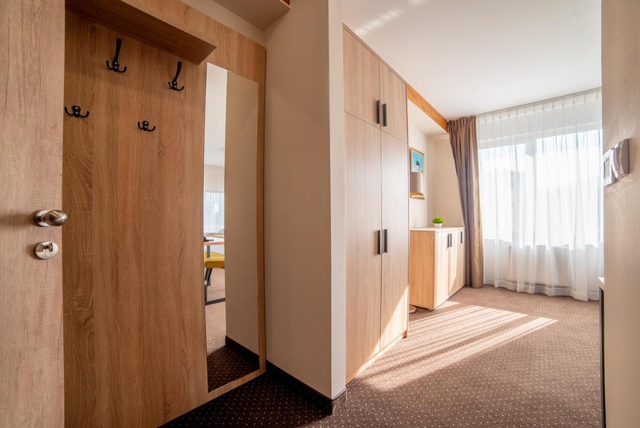 Hotel Soni Lux Tuzla Eksteriør bilde