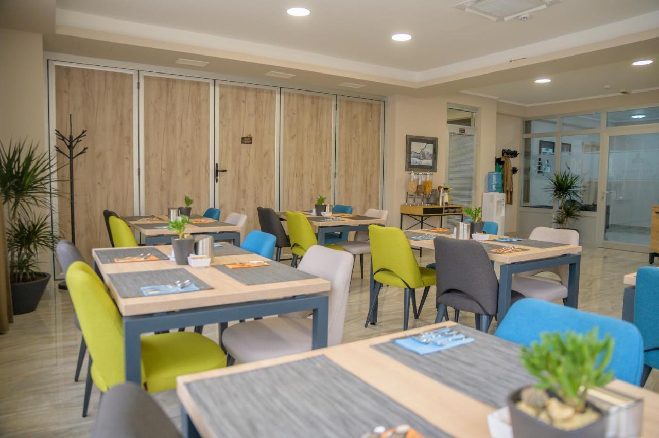 Hotel Soni Lux Tuzla Eksteriør bilde